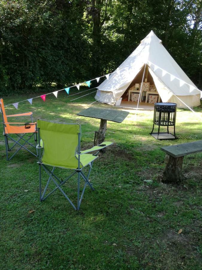 7 Valleys Camping Hotel Flers  Buitenkant foto